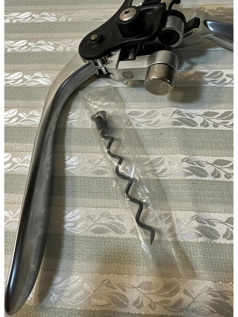 Le Gourmet Chef Ezpull Corkscrew Remover Heavy Duty Steel Extra Parts Easy 2 Use